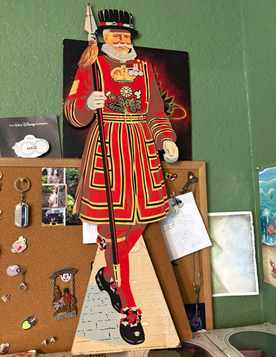 Gilbey gin yeoman the - gin, of
